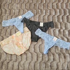 4 pair lot of NWT Auden panties S
